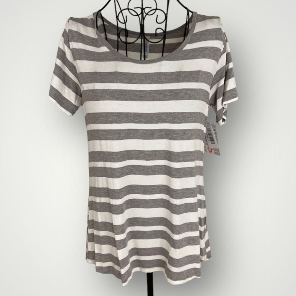 LuLaRoe Classic T, Size S, NWT